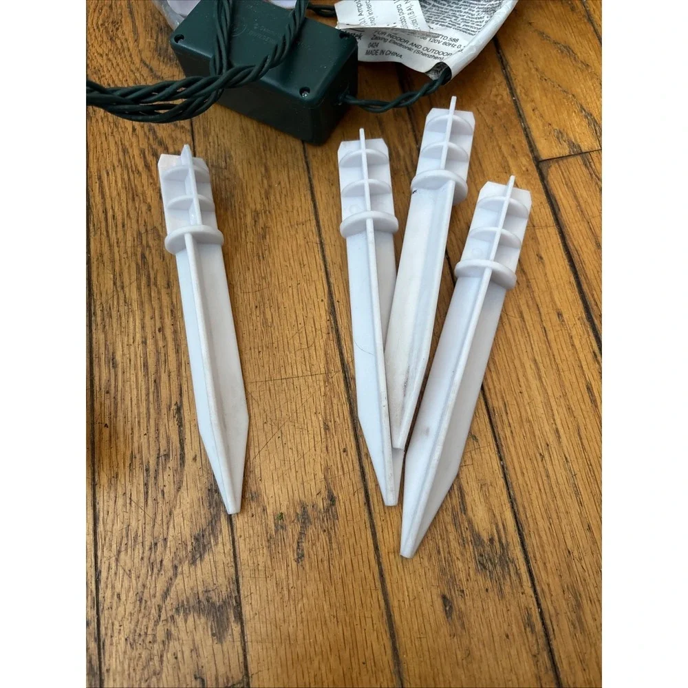 GEMMY Set of 4 Lightshow Color Motion 20 in. Christmas Pathway LED Lights Stakes